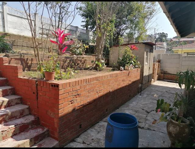 2 BEDROOM HOUSE RENTED IN SYDENHAM
